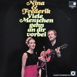 Nina & Frederik – Viele...